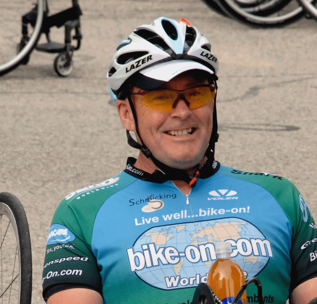 scott pellett Bike-on.com Owner and CEO on his handcycle
