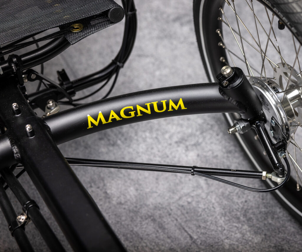 Magnum BW with black frame